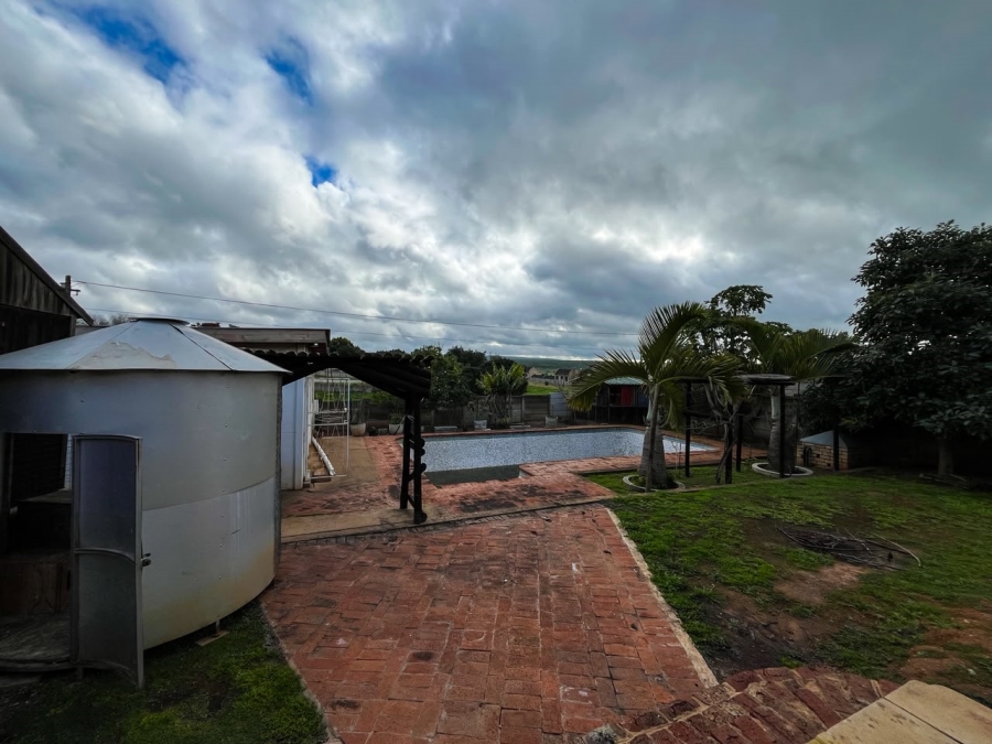 4 Bedroom Property for Sale in Bothasrus Eastern Cape
